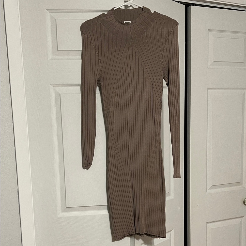 Abercrombie & Fitch Brown Long Sleeve Dress